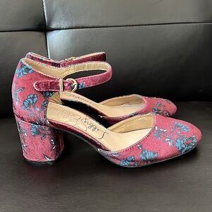 Libby Edelman Velvet Chunky Heels